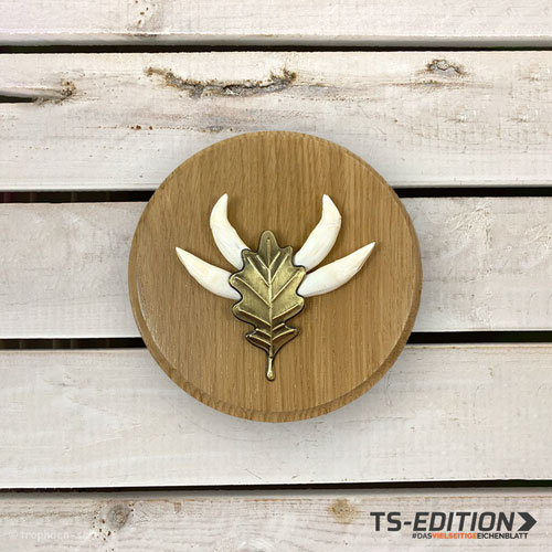 Eichenblatt TS-EDITION in bronze – Dachshaken auf Eiche hell